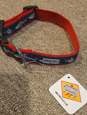 Brand New! Worthy Dog Shark Pattern Red & Navy Dog Collar Size Medium